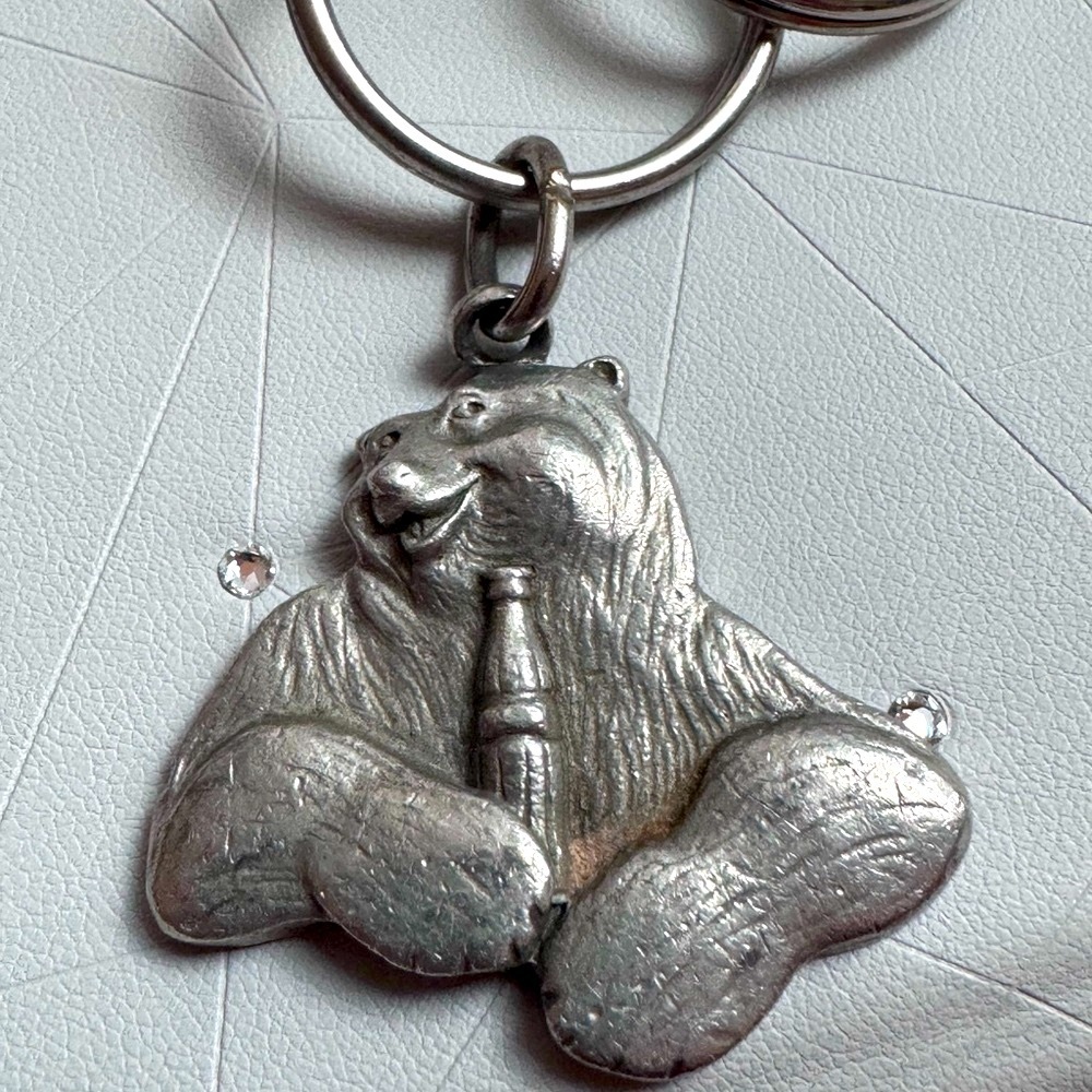 🐻🥤 Vintage Coca-Cola Polar Bear Keychain | 1997 Holiday Collectible ❄️✨ - Picture 10 of 16